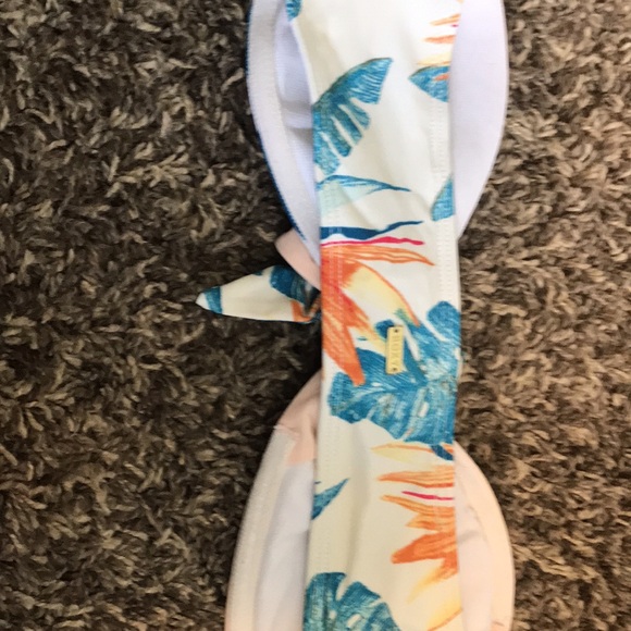 Bikini top - Picture 2 of 2